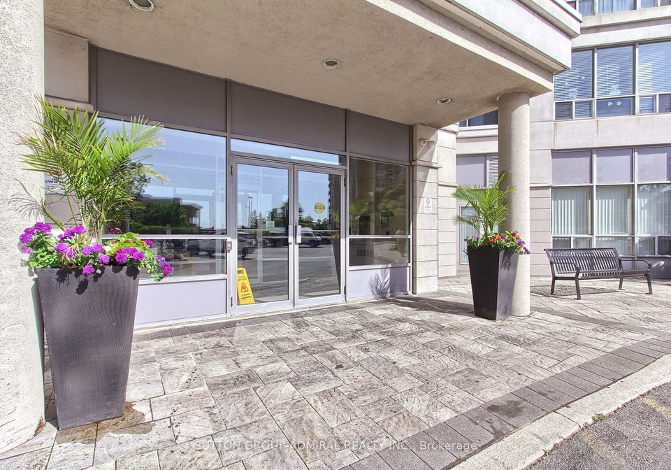 50-disera-drive-vaughan-ontario-n13517550