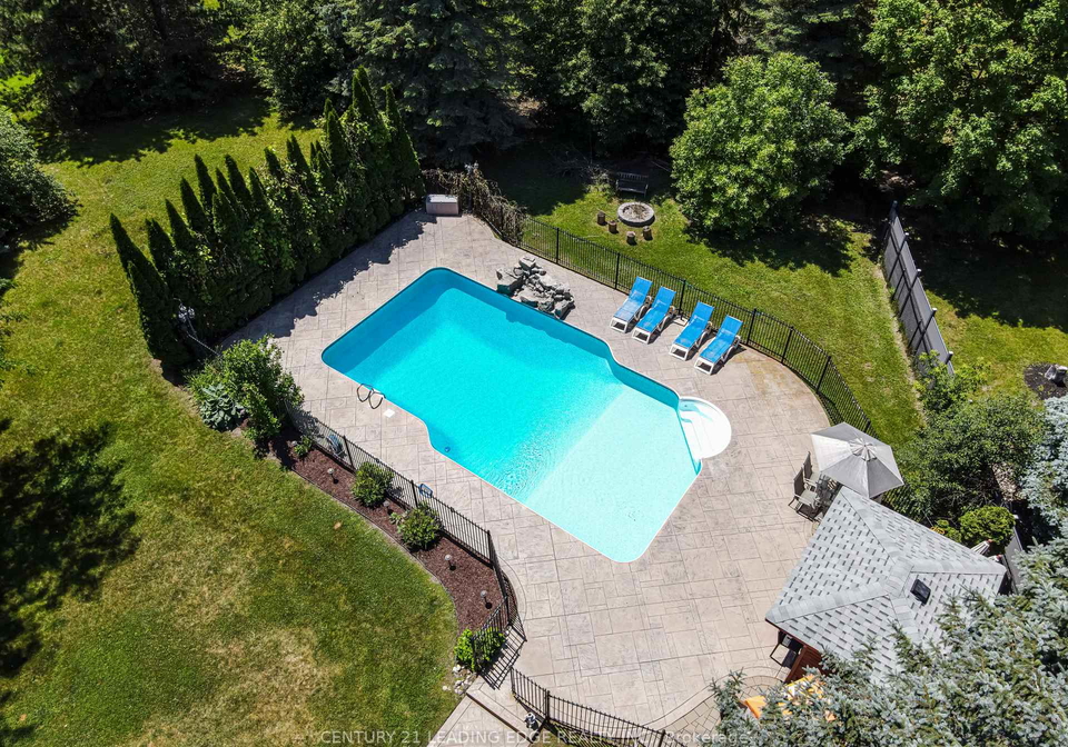 6-stonegate-street-whitchurch-stouffville-ontario-n13517562