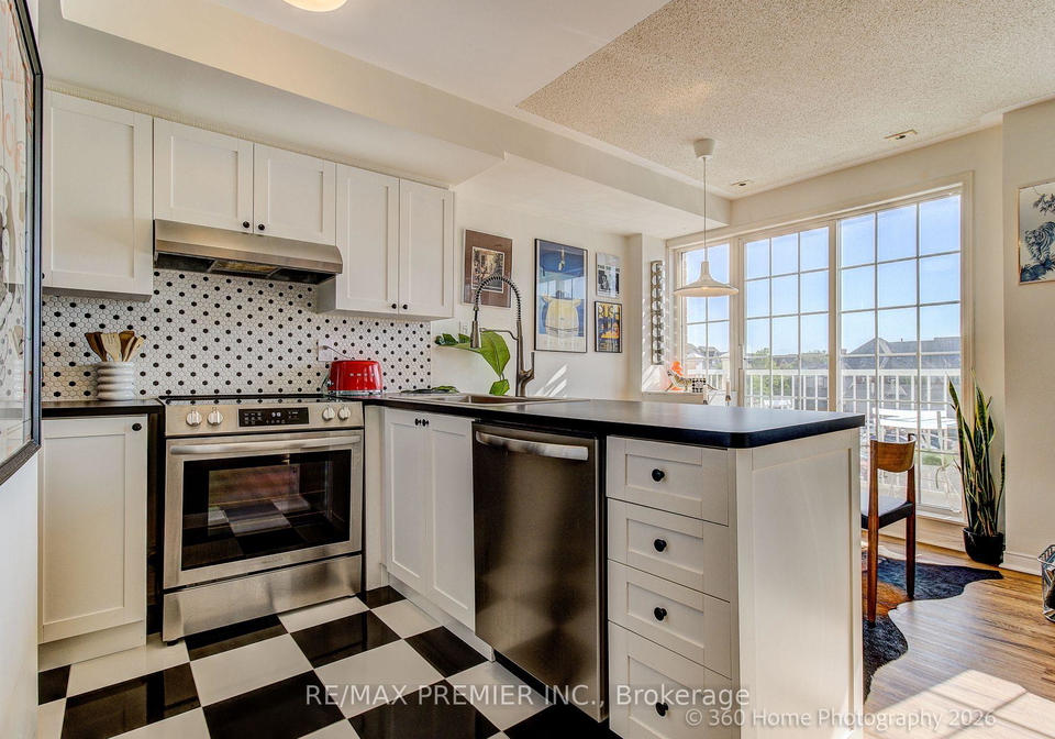 15-cornell-meadows-avenue-markham-ontario-n13518614