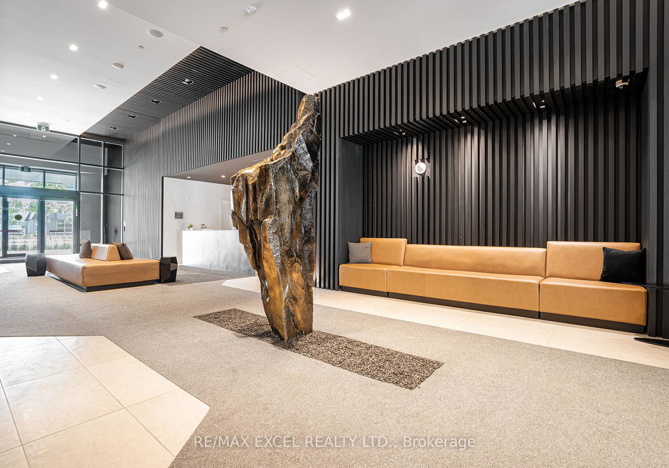 8868-yonge-street-richmond-hill-ontario-n13519204