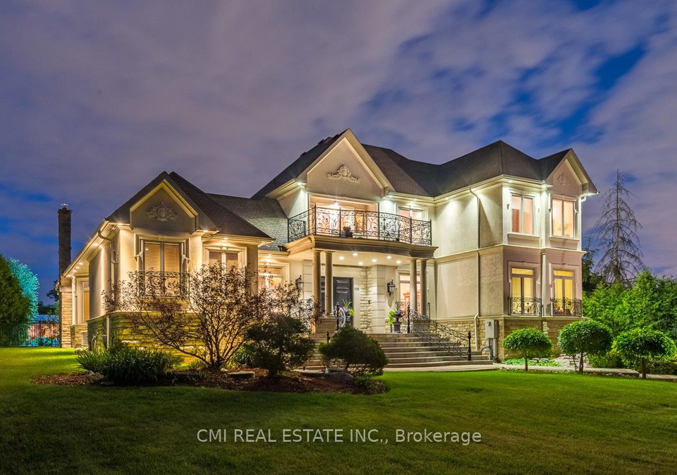 776-woodland-acres-crescent-vaughan-ontario-n13519862