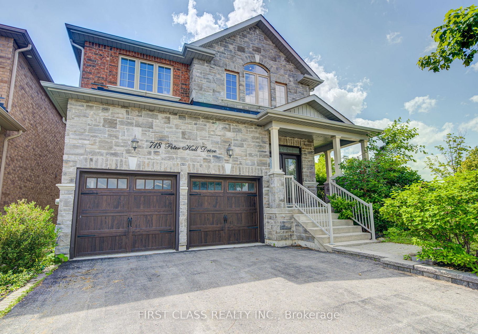 718-peter-hall-drive-newmarket-ontario-n13521674
