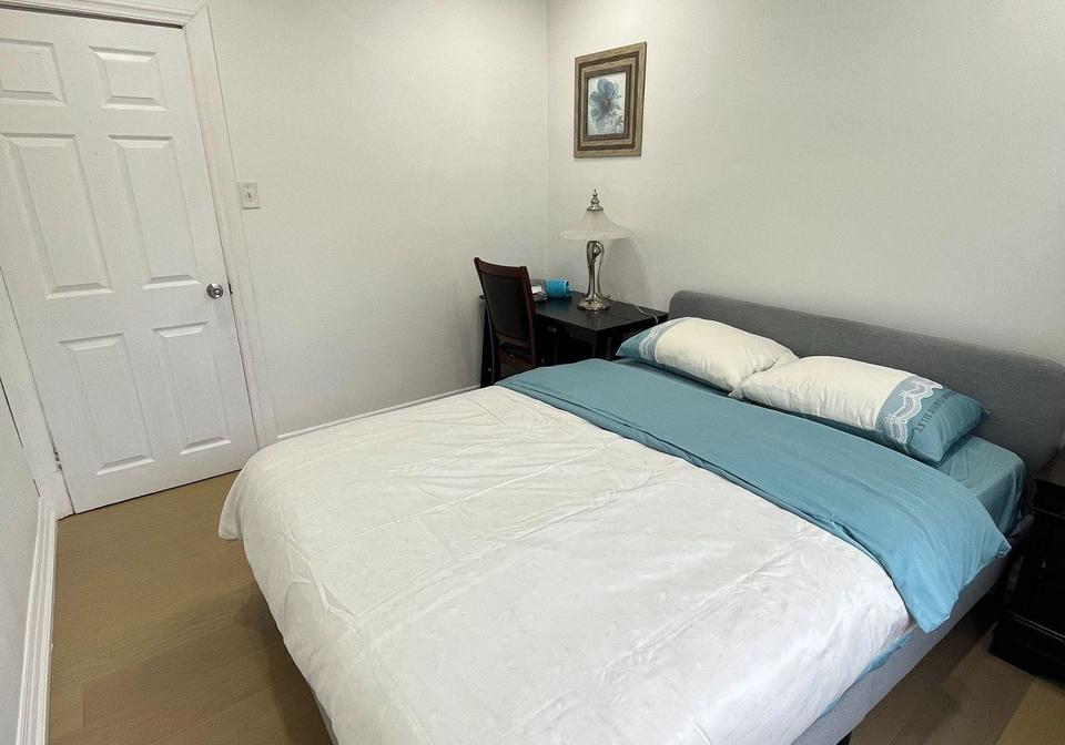 377-taylor-mills-drive-s-richmond-hill-ontario-n13522034