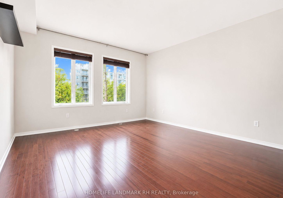 5-coburg-crescent-richmond-hill-ontario-n13522218