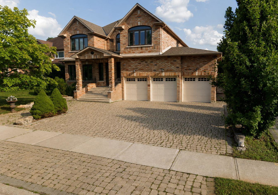 598-lyman-boulevard-newmarket-ontario-n13522512