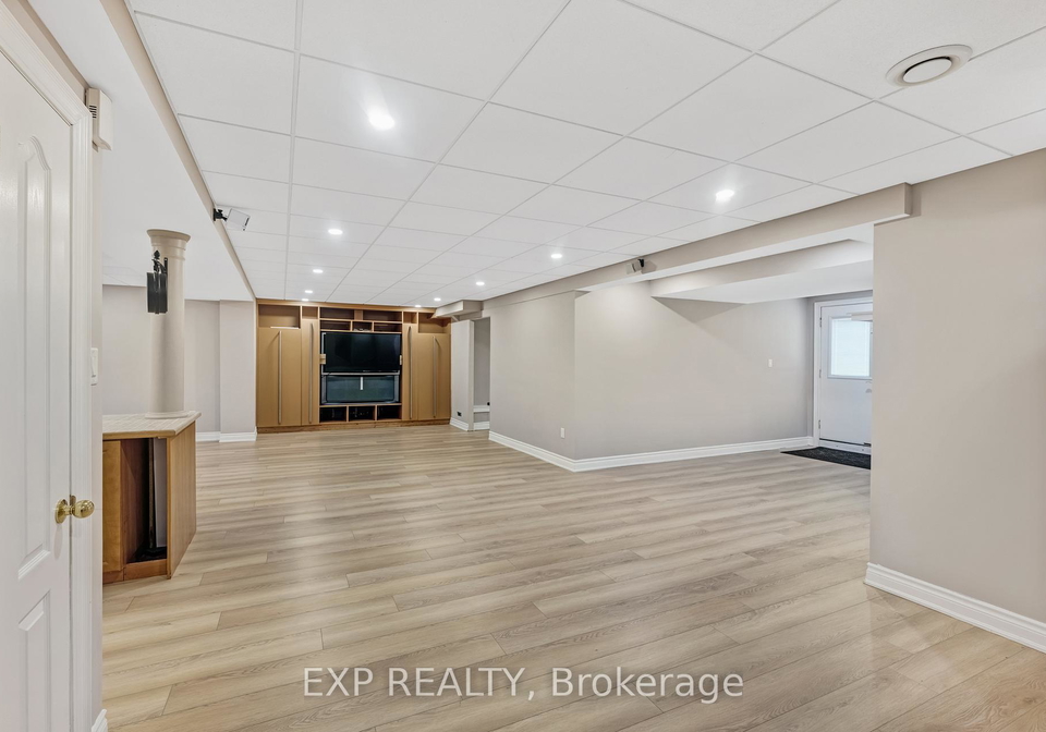 598-lyman-boulevard-newmarket-ontario-n13522512