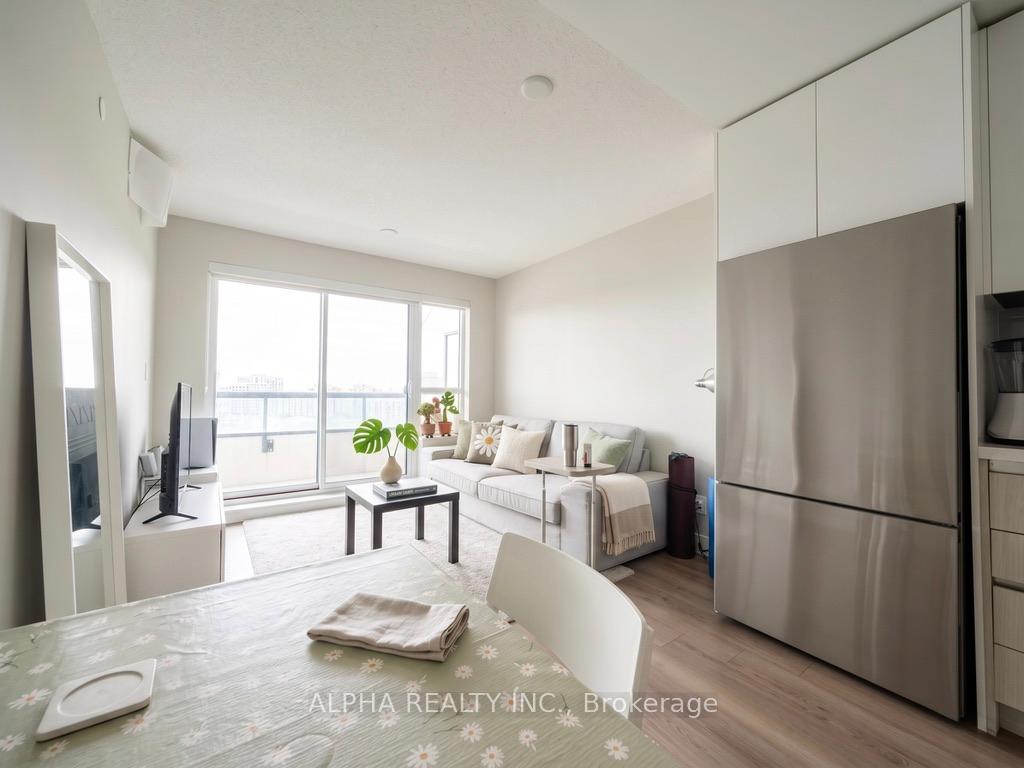 15-water-walk-drive-markham-ontario-n13522856