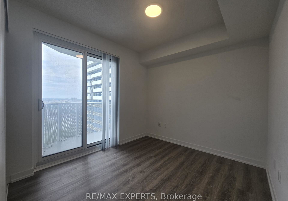 195-commerce-street-vaughan-ontario-n13523170