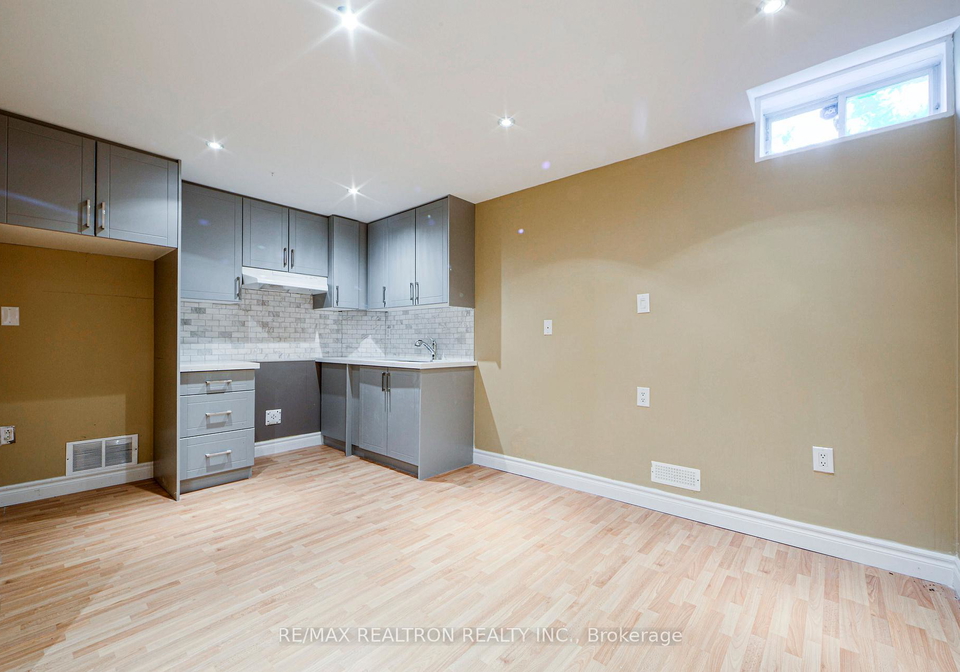 269-treasure-road-vaughan-ontario-n13523498