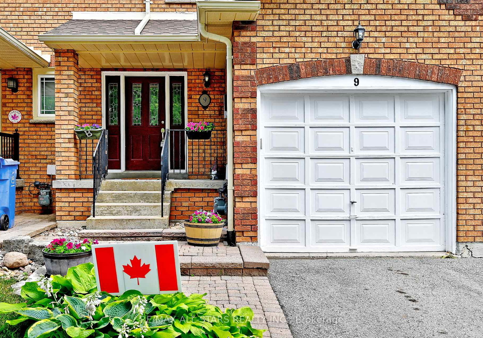 9-opal-court-whitchurch-stouffville-ontario-n13523542