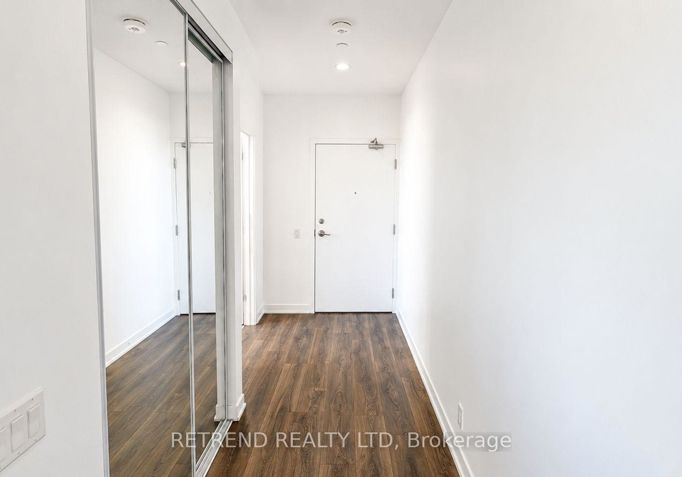 5-buttermill-avenue-n-vaughan-ontario-n13523548
