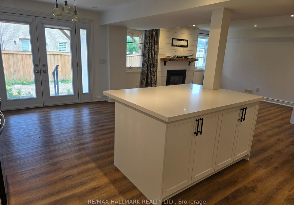 86-murray-leonard-lane-east-gwillimbury-ontario-n13523636