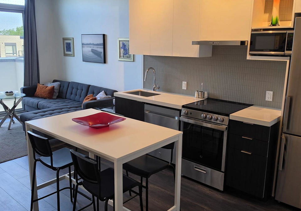 10-flavelle-trail-vaughan-ontario-n13523784