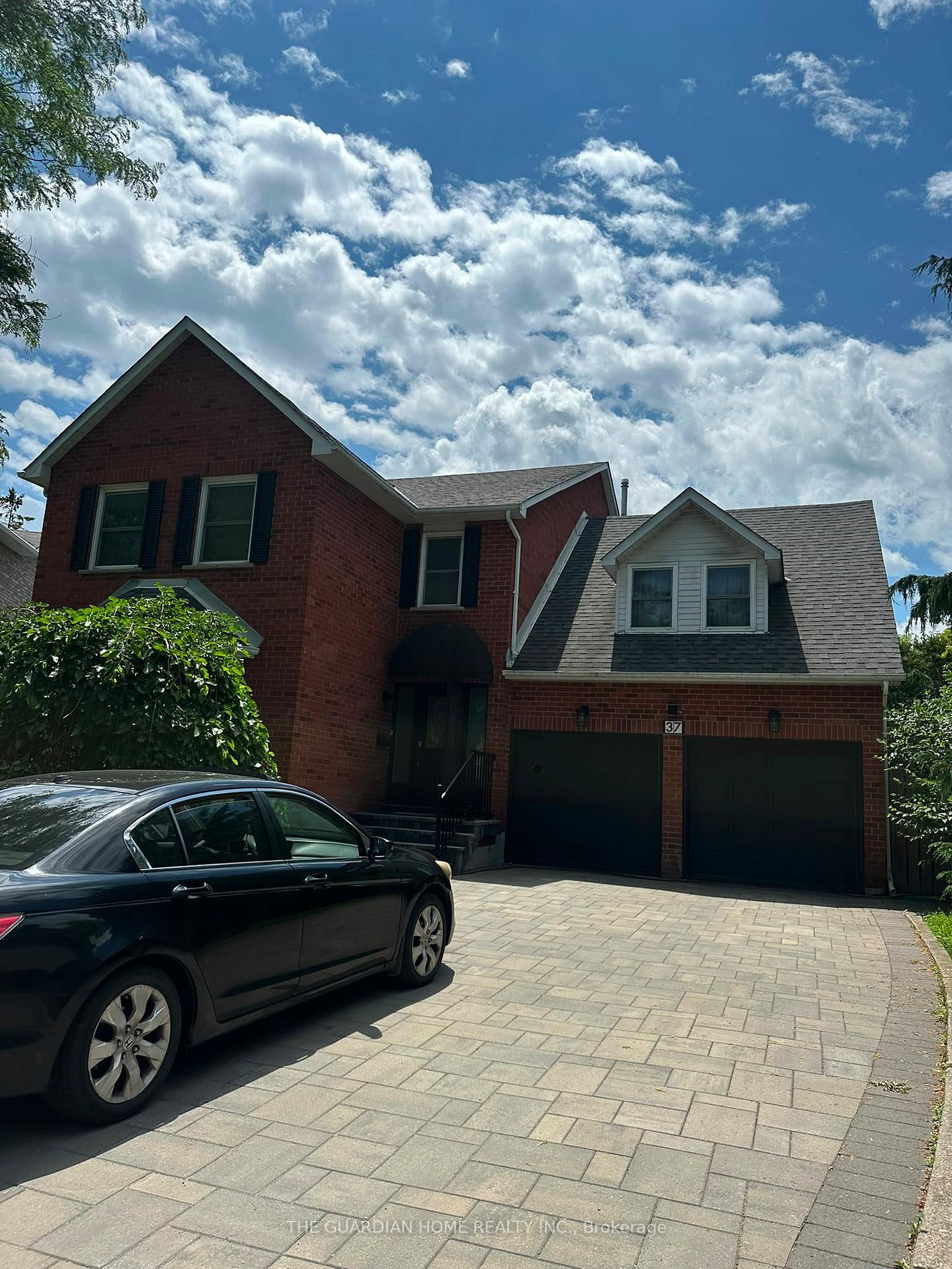 37-murdock-avenue-aurora-ontario-n13523790