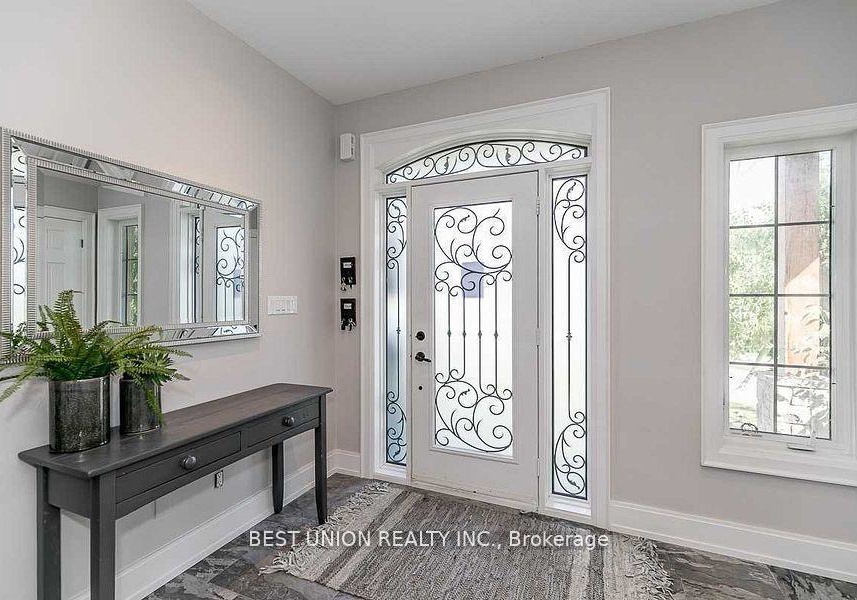 8-shangri-la-lane-georgina-ontario-n13524222