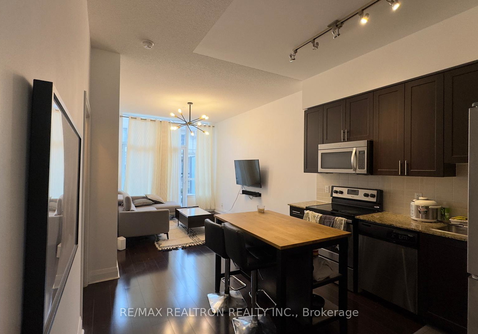 376-highway-7-road-e-richmond-hill-ontario-n13524632
