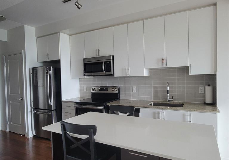 7161-yonge-street-markham-ontario-n13524634