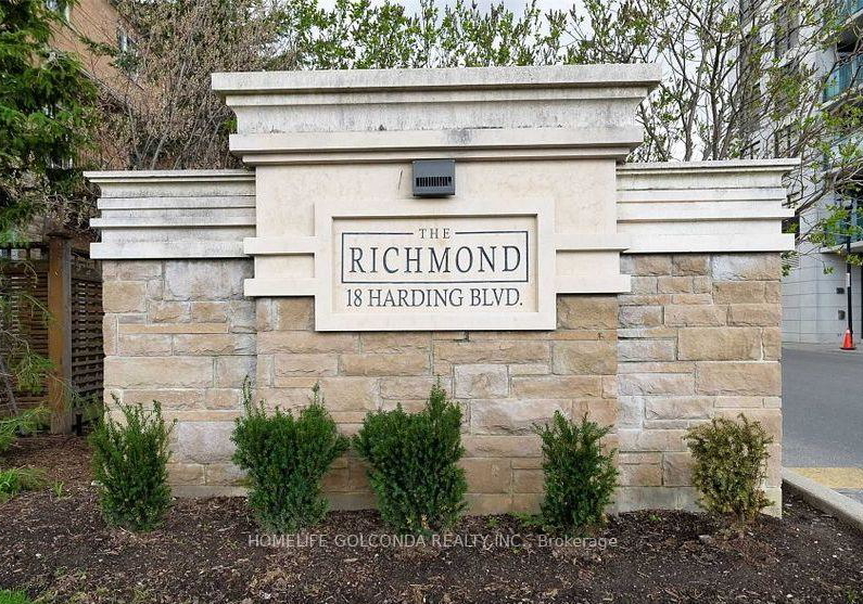 18-harding-boulevard-richmond-hill-ontario-n13525020