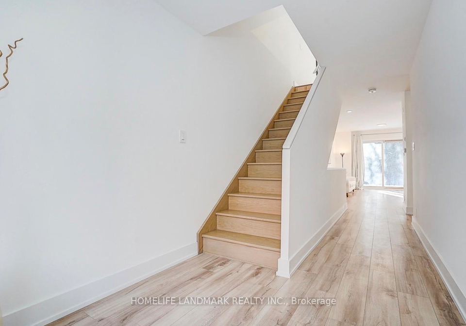 27-chestnut-court-aurora-ontario-n13525244