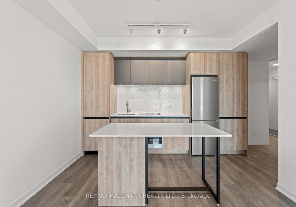 7950-bathurst-street-vaughan-ontario-n13525298
