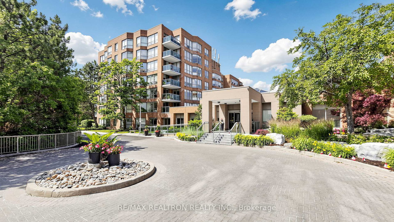 14924-yonge-street-aurora-ontario-n13525320