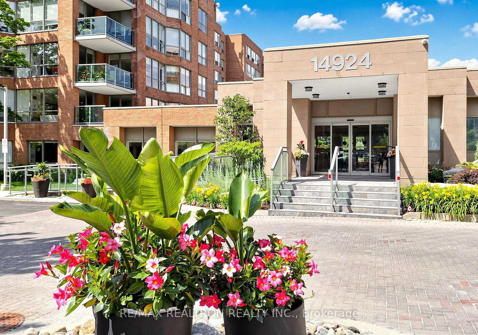 14924-yonge-street-aurora-ontario-n13525320