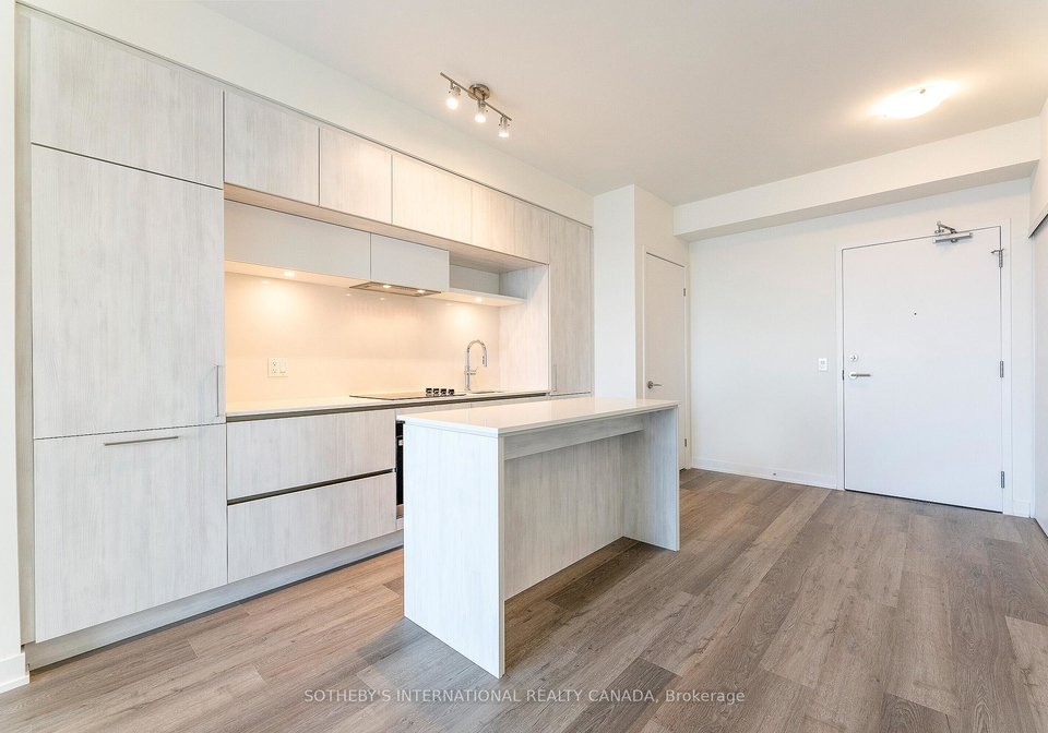 6-david-eyer-road-richmond-hill-ontario-n13525448