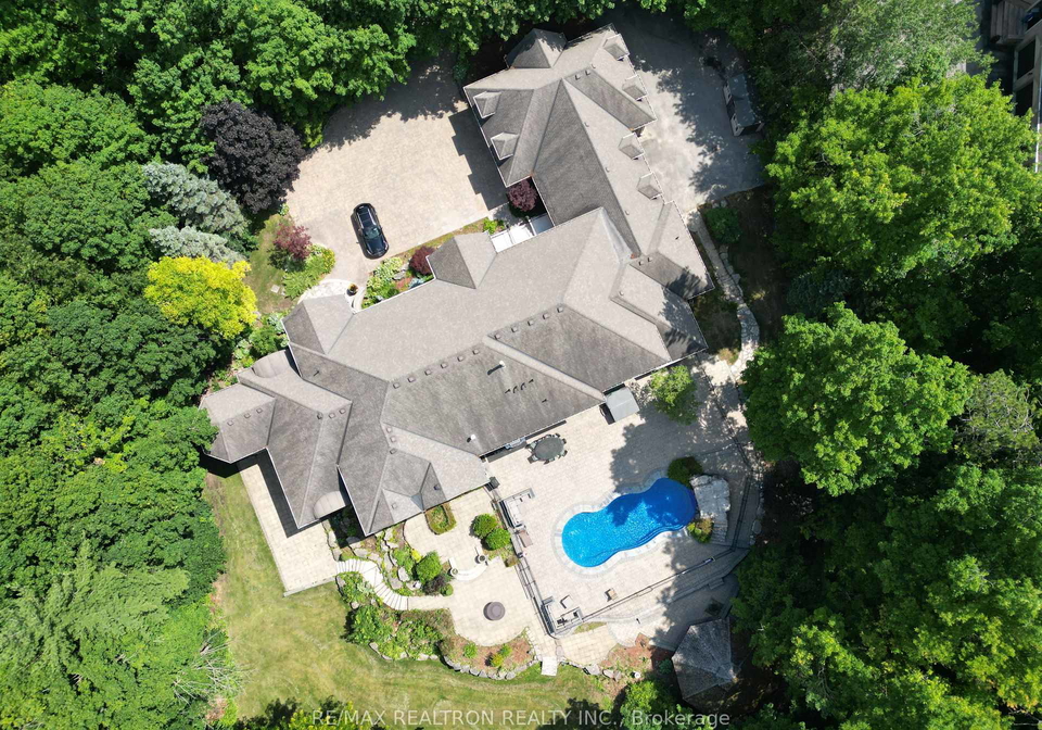 65-offord-crescent-aurora-ontario-n13525720