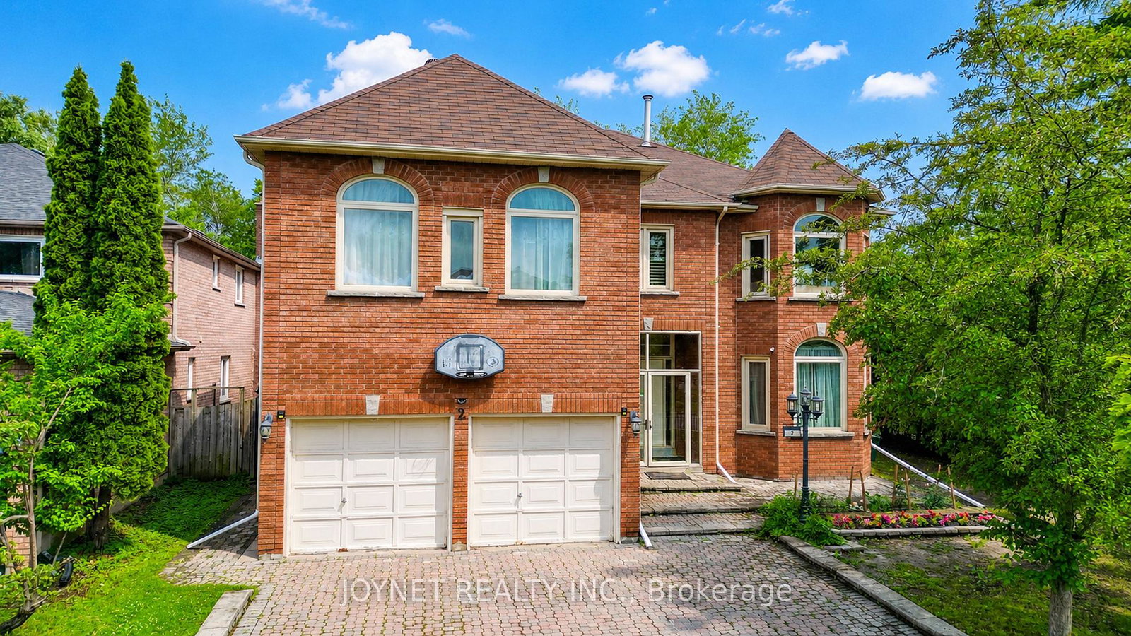 2-woodriver-street-richmond-hill-ontario-n13525990