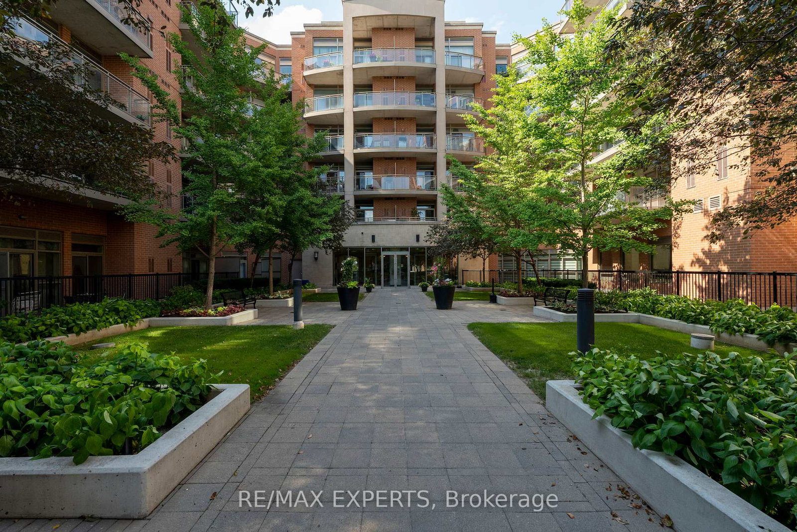 281-woodbridge-avenue-vaughan-ontario-n13526120