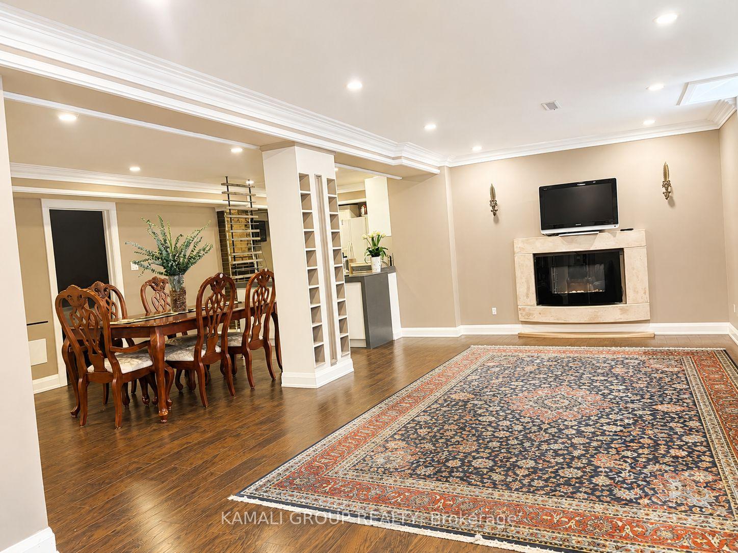 83-tamarac-trail-aurora-ontario-n13526670