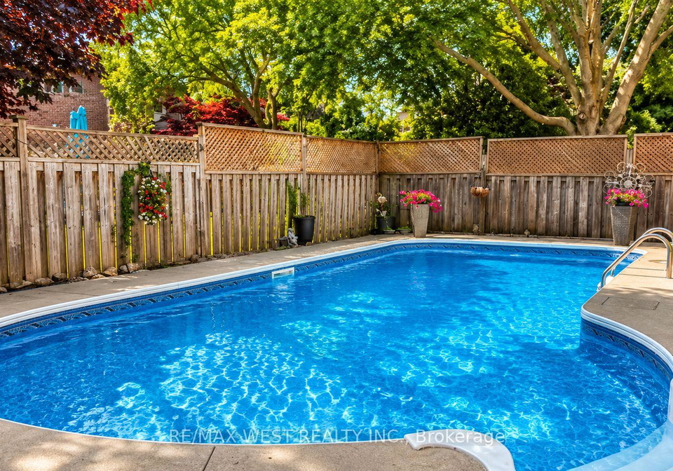31-mulholland-drive-vaughan-ontario-n13527078