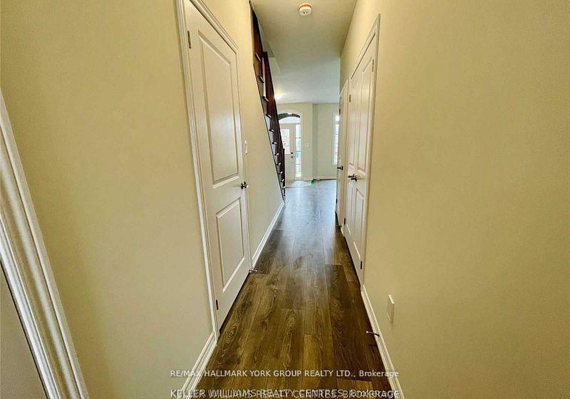 586-murrell-boulevard-east-gwillimbury-ontario-n13527510