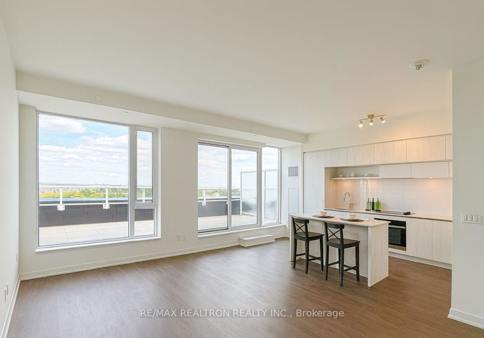 6-david-eyer-road-richmond-hill-ontario-n13527784