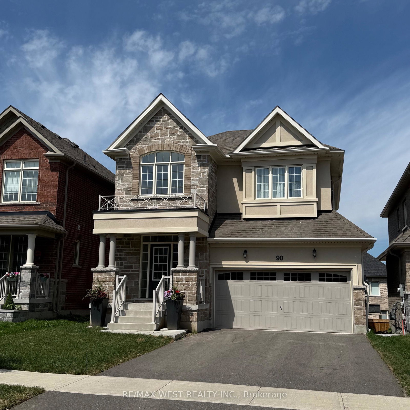 90-watershed-gate-east-gwillimbury-ontario-n13528238