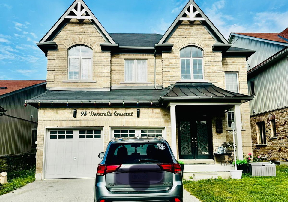 98-decarolis-crescent-essa-ontario-n13528942