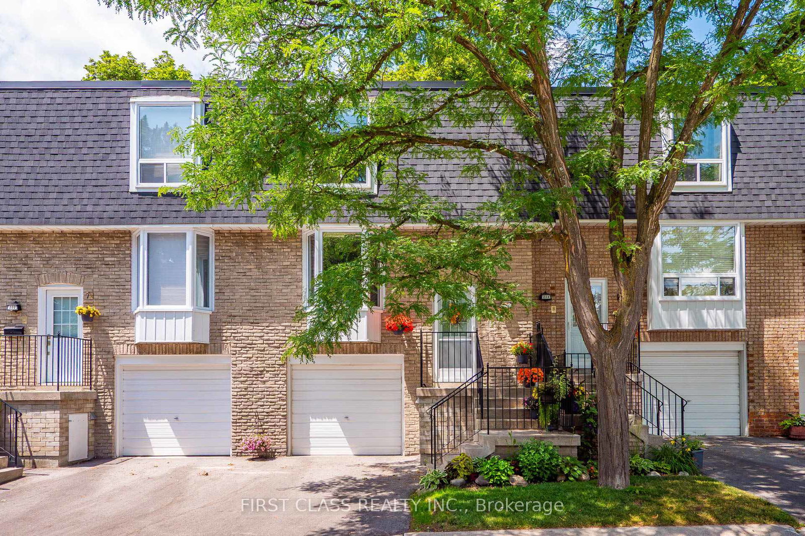 202-royal-orchard-boulevard-markham-ontario-n13529754