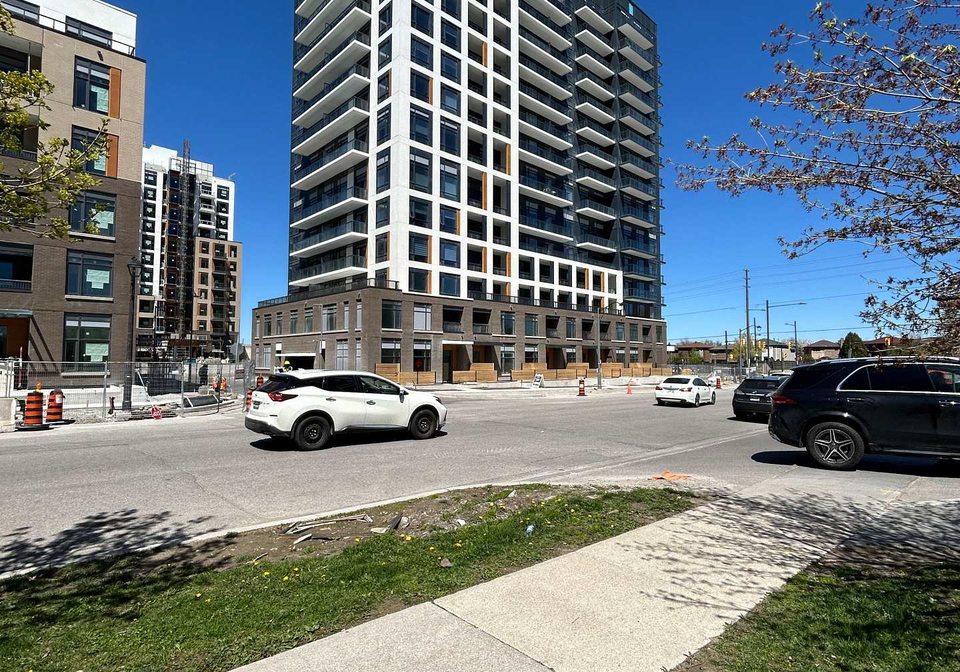 7950-bathurst-street-vaughan-ontario-n13529994