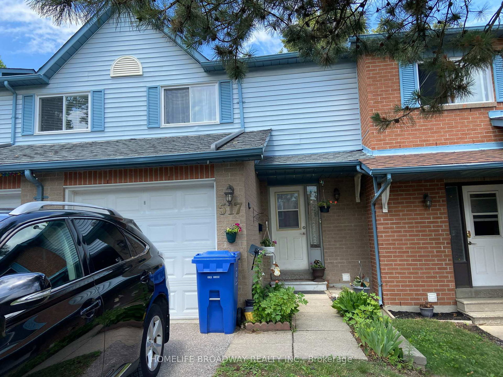 517-jack-giles-circle-newmarket-ontario-n13530040