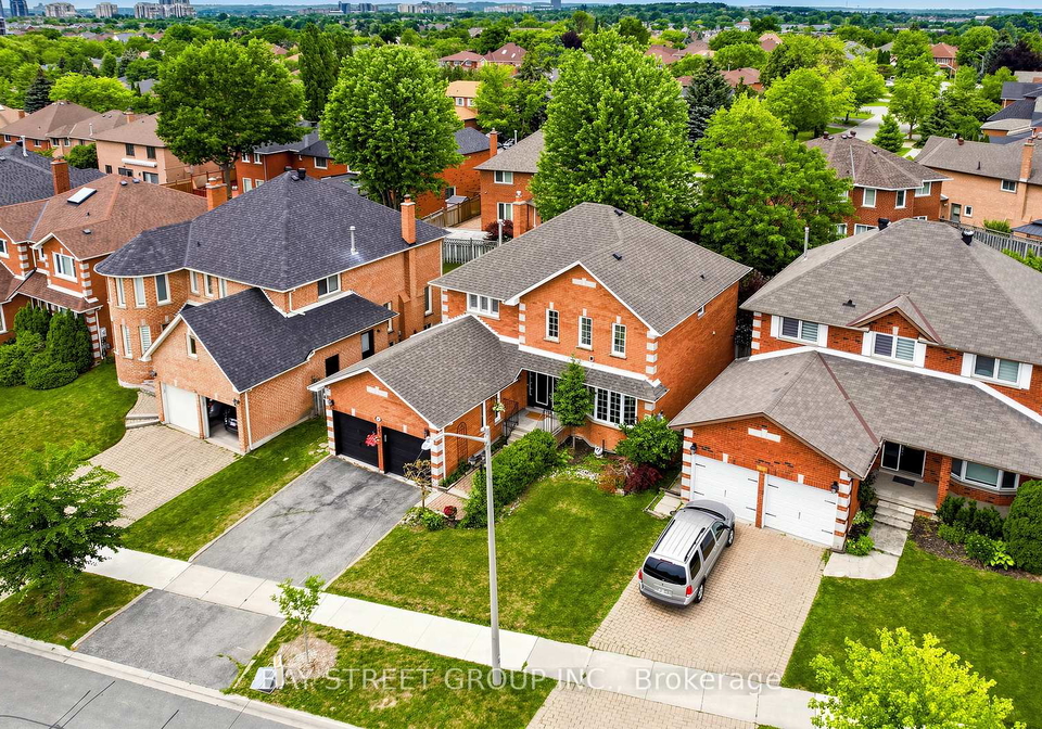 26-kew-gardens-richmond-hill-ontario-n13530306
