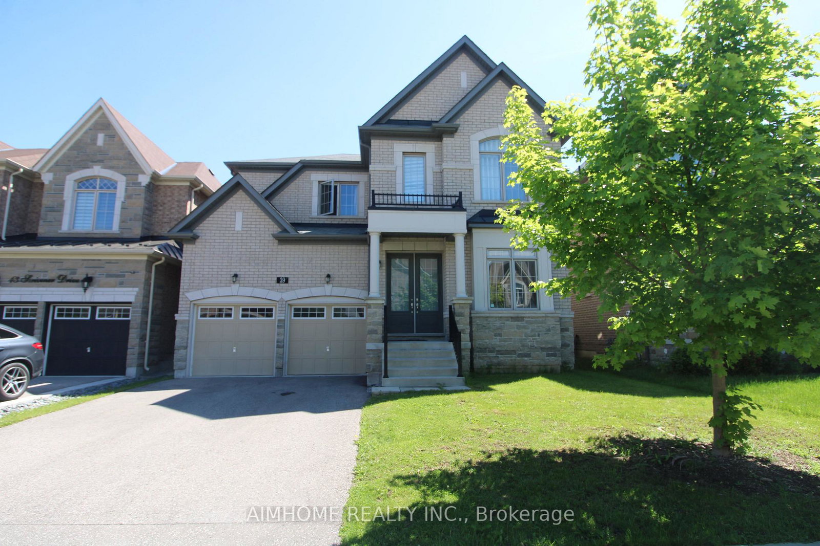 39-scrivener-drive-aurora-ontario-n13530418