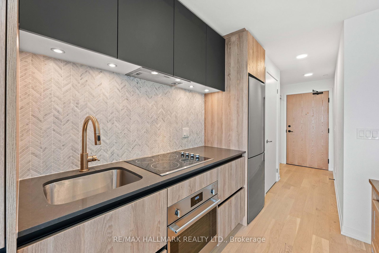 7950-bathurst-street-vaughan-ontario-n13530792