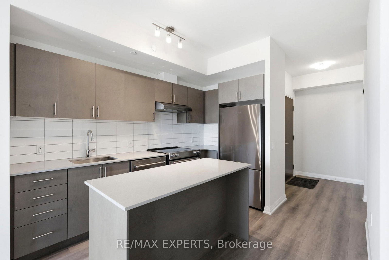 9000-jane-street-vaughan-ontario-n13531076