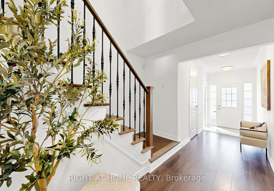 80-barr-crescent-aurora-ontario-n13531628
