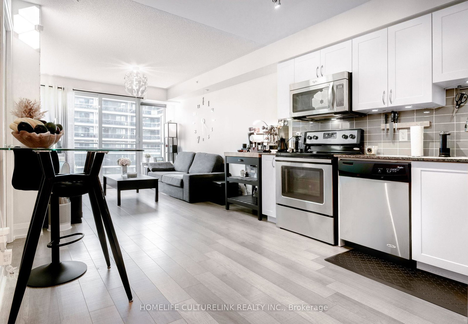 372-highway-7-east-highway-richmond-hill-ontario-n13531856