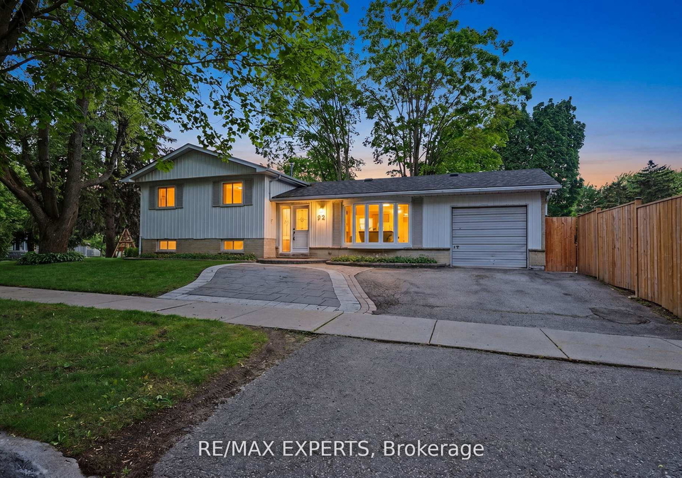 32-oak-court-aurora-ontario-n13532000