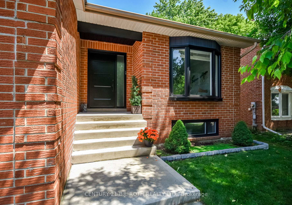 31-kingston-road-newmarket-ontario-n13532518