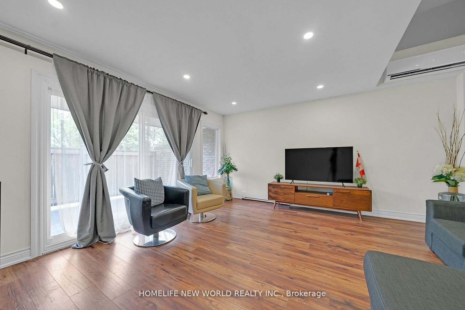 38-springfair-avenue-aurora-ontario-n13532562