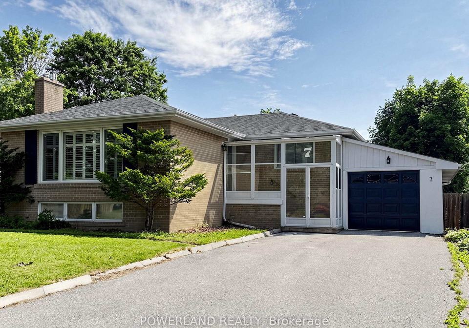 7-laurentide-avenue-aurora-ontario-n13532688