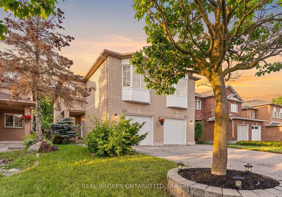821-pucks-place-newmarket-ontario-n13532838